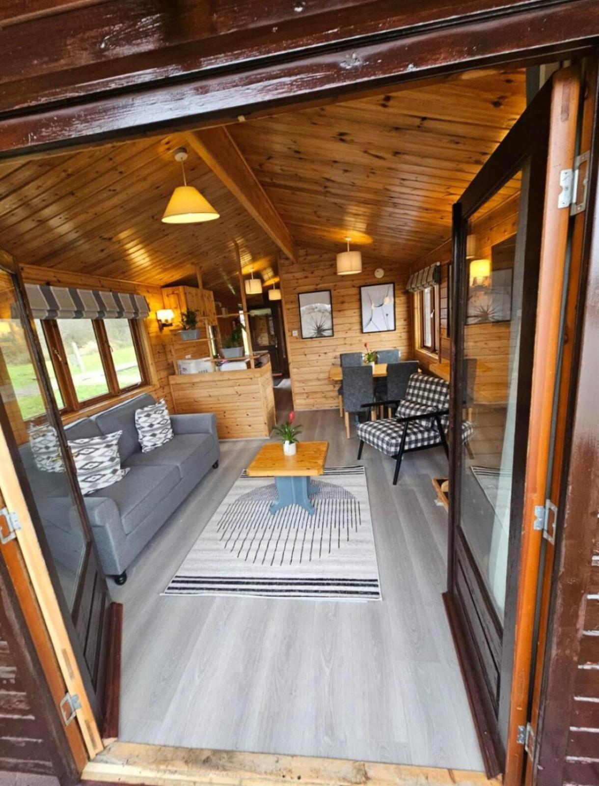 Hickling Broads Lodge Houseboat Stalham Exteriér fotografie