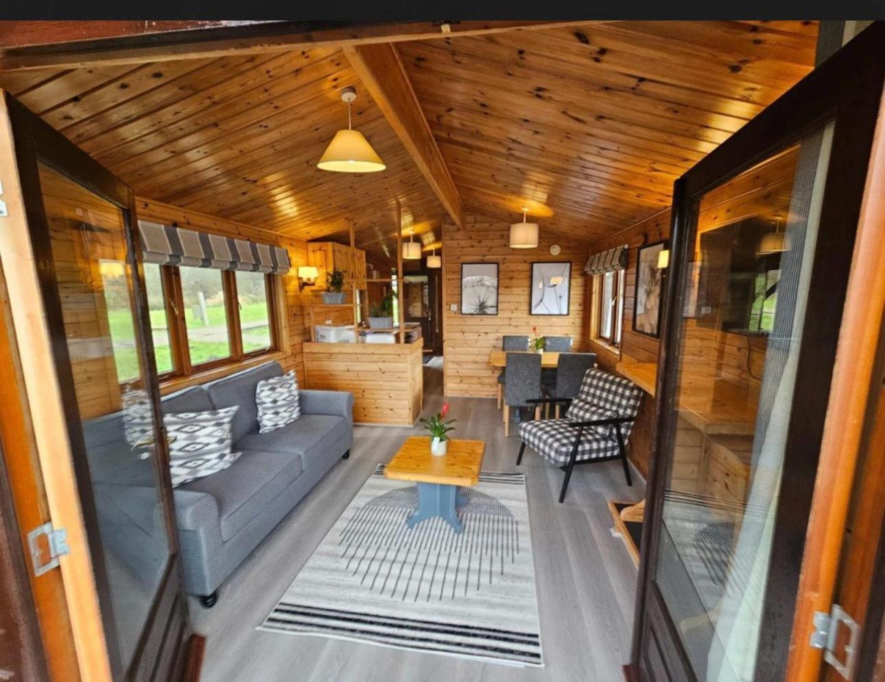 Hickling Broads Lodge Houseboat Stalham Exteriér fotografie