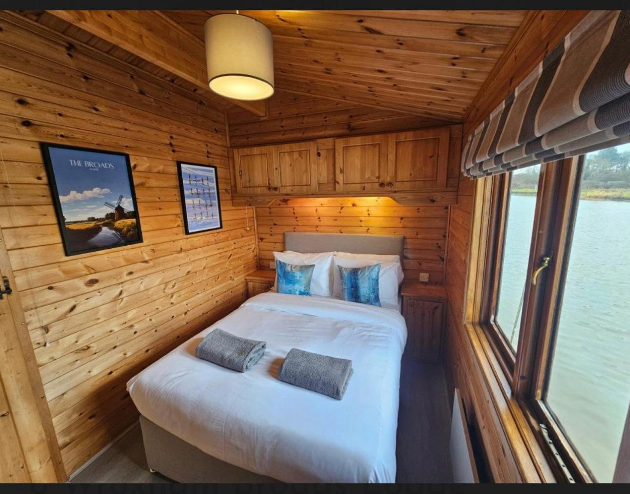 Hickling Broads Lodge Houseboat Stalham Exteriér fotografie